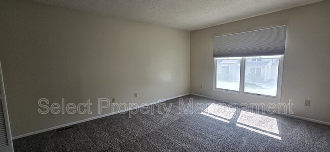 Building Photo - 6309 Sawmill Woods Dr