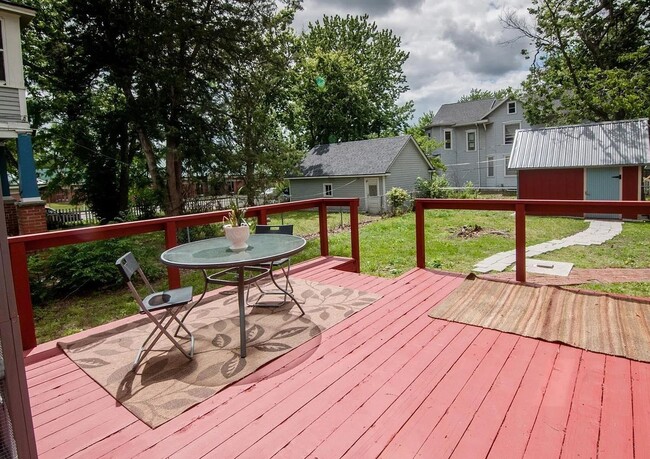 Building Photo - Gorgeous 19th Century Victorian showpiece