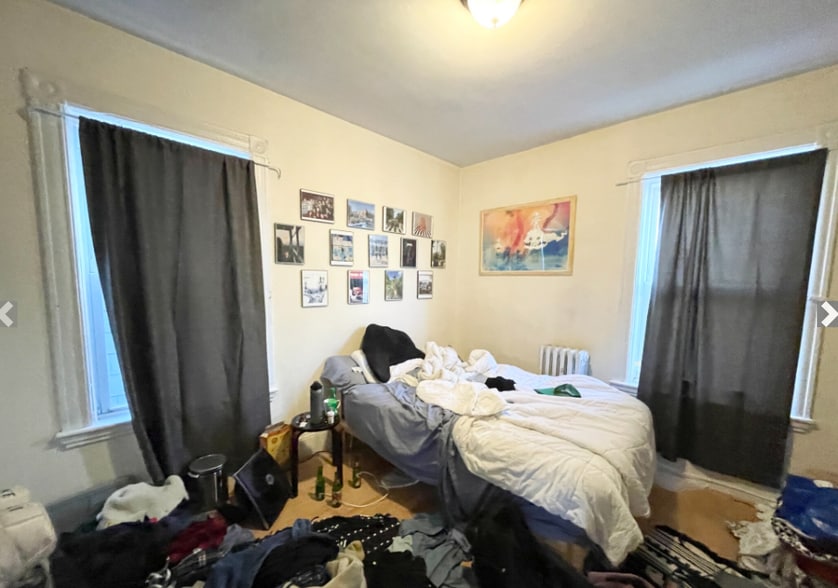 Bedroom - 17 Sachem St