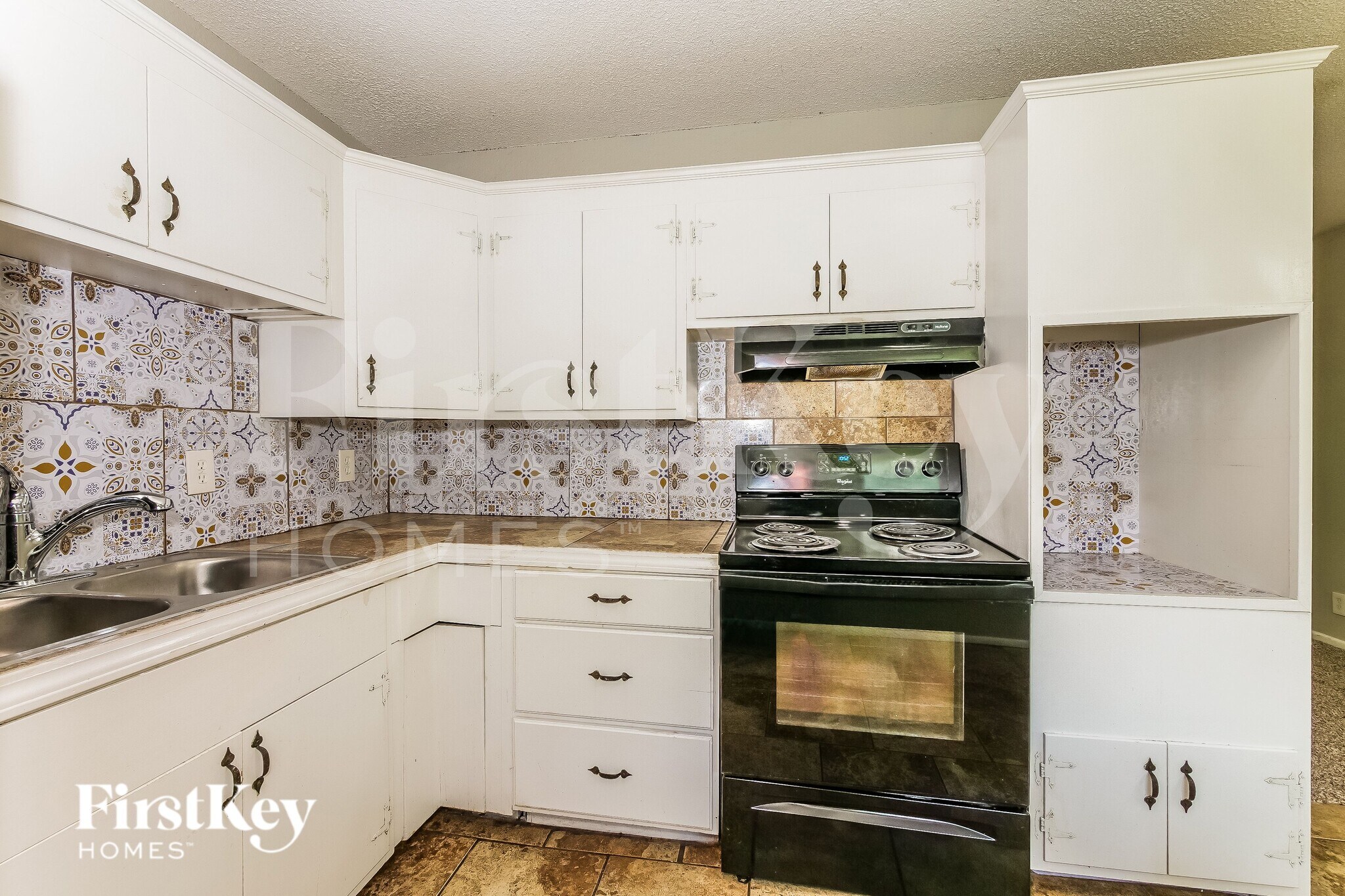 Building Photo - 9309 Farley Ave