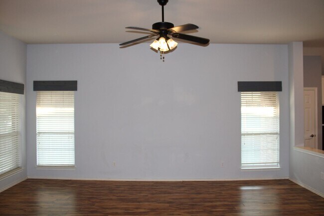 Building Photo - COMING SOON! ACCEPTING APPLICATIONS!