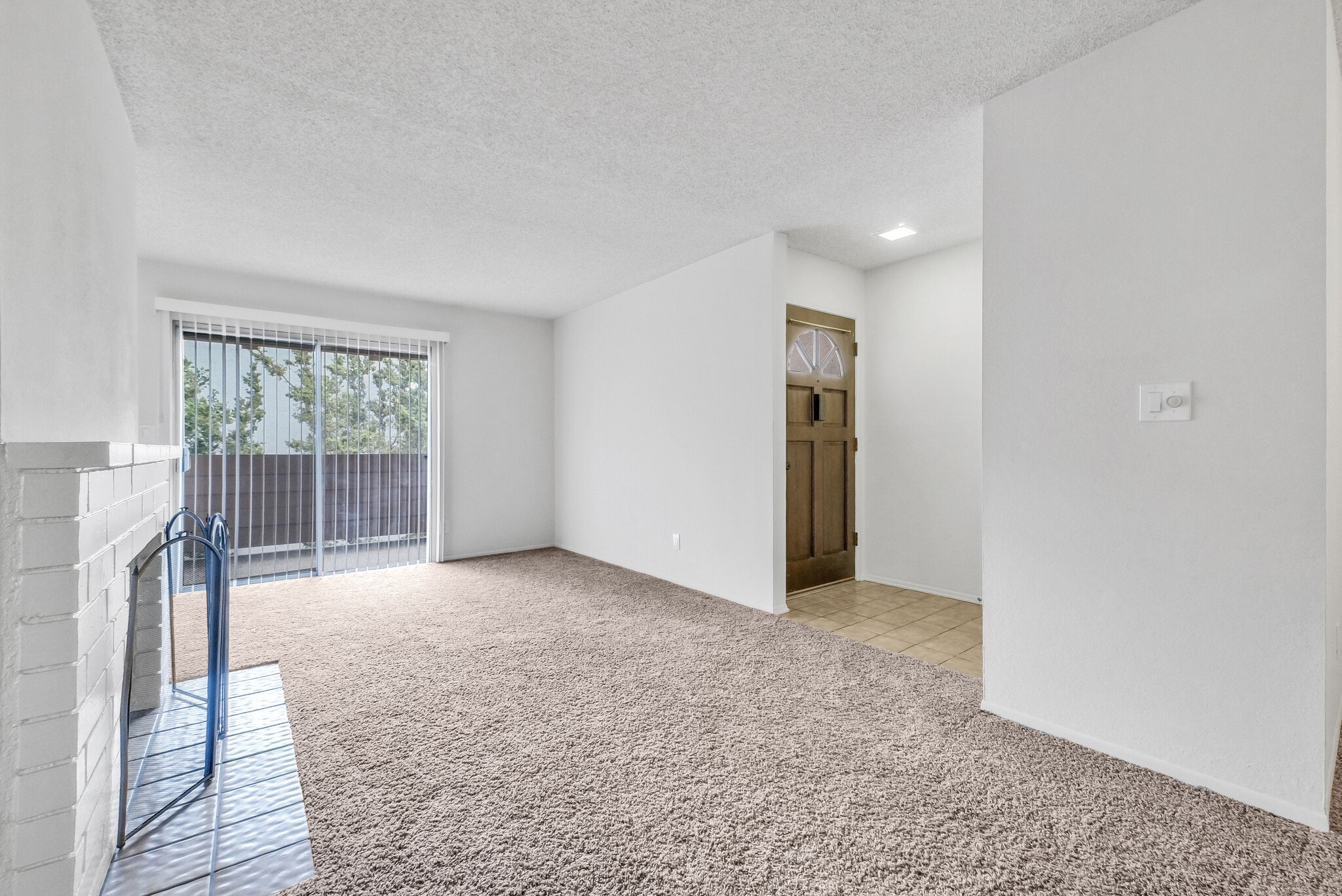 Living Room/Balcony - 17552 Vandenberg Ln