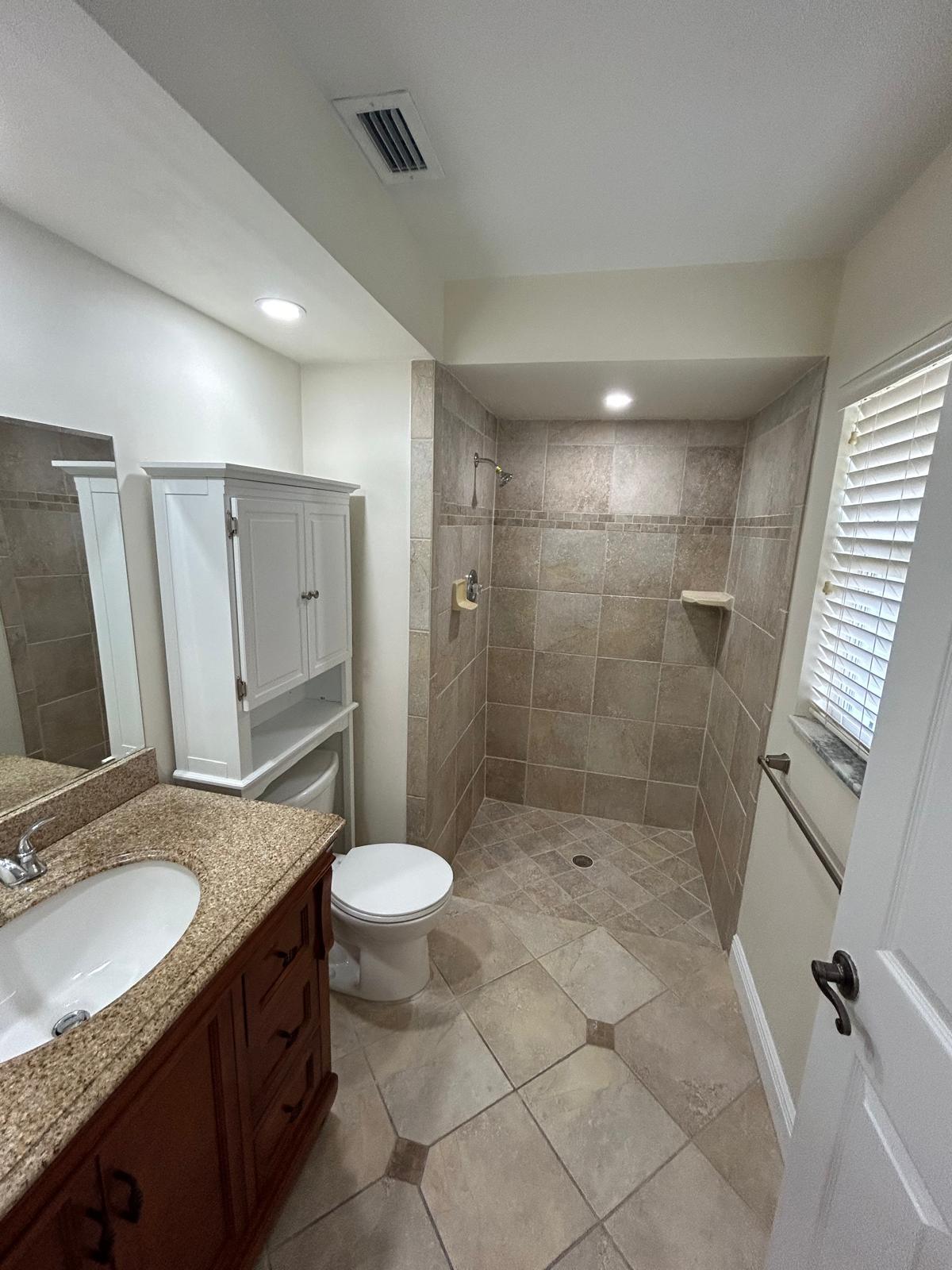 Building Photo - 4108 SE 8th Ave