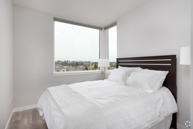 2BD, 2BR - University Flats