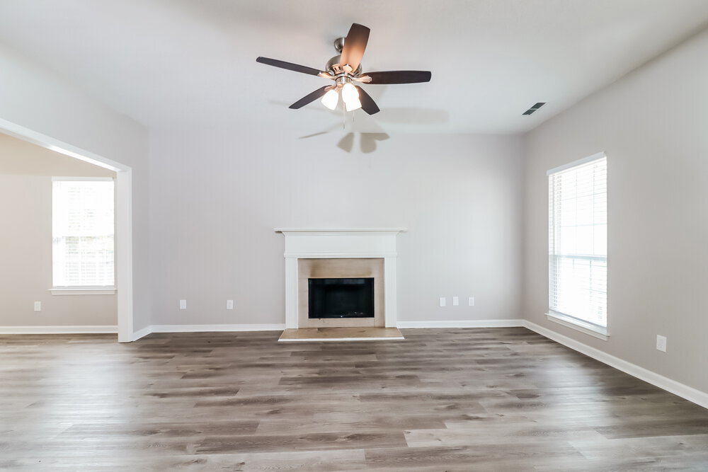 Building Photo - 350 Prescott Ct
