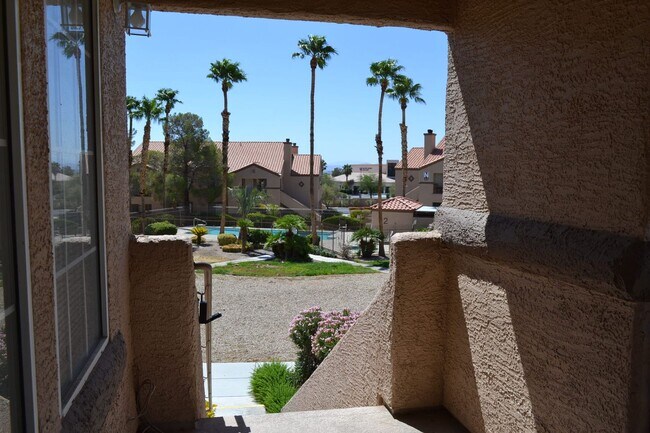 Building Photo - COZY 2 BEDROOM AND 2 FULL BATH CONDO IN SP...