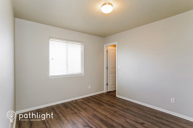 Building Photo - 2312 Sierra Springs Drive