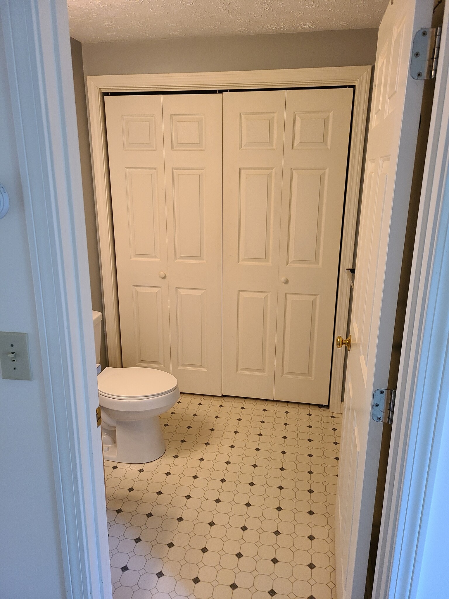 Building Photo - 48 Lochmere Ln