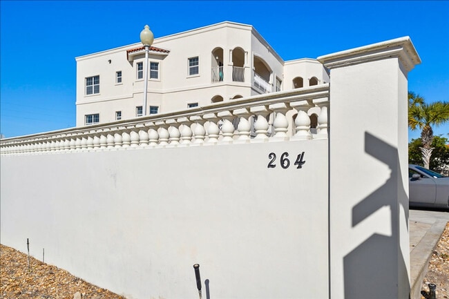 Building Photo - 264 Gibraltar Ct