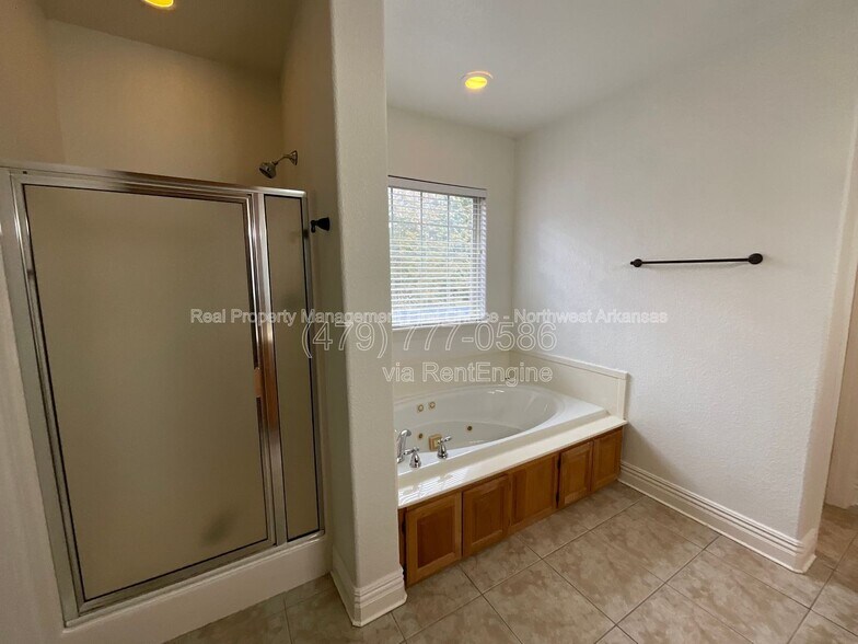 Building Photo - 1 Dent Ln