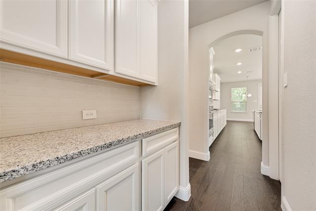 Building Photo - 306 Duxbury Ct