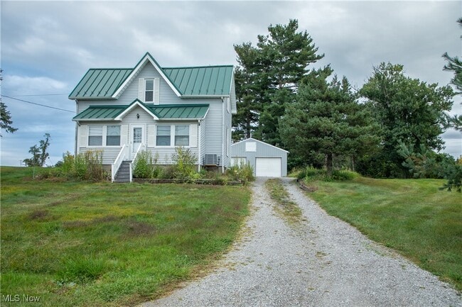 Primary Photo - 61781 W Tacoma Rd