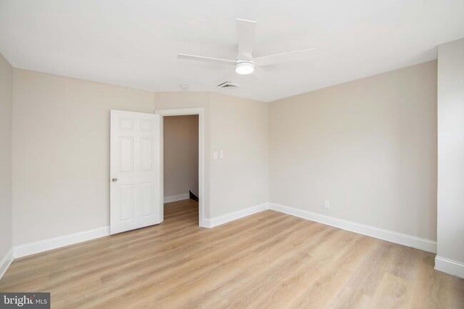 Building Photo - 1003 Magill Ave