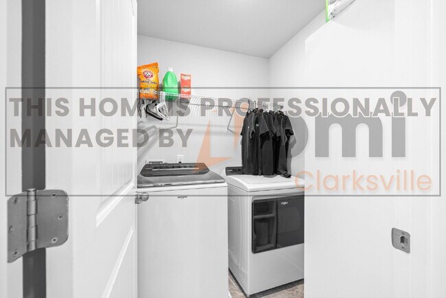 Building Photo - "JUST REDUCED - Charming Four Bedroom Retr...