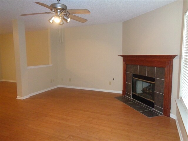 Building Photo - 2136 Olympia Dr