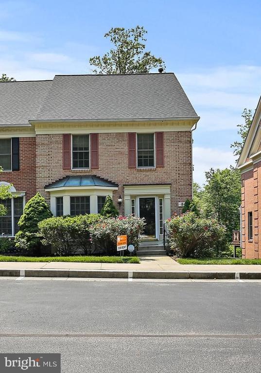 Building Photo - 8416 Cedarcreek Ct
