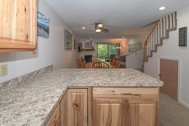 Building Photo - 24 Nordic Wilderness Rd