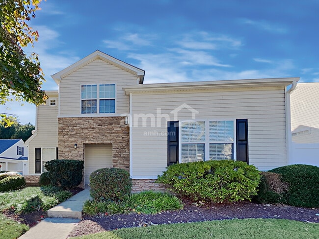 Building Photo - 1244 W Oaks Way