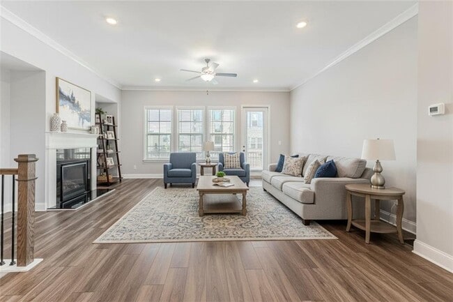 Building Photo - 5051 Pinckney Ln