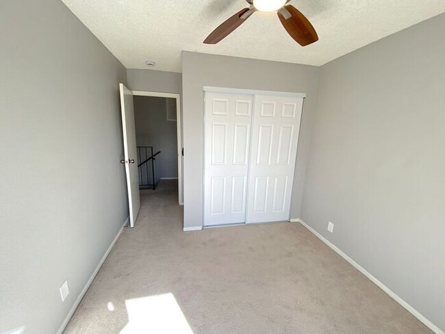 Building Photo - 3 Bedroom Townhouse North Reno - 2 Car Att...