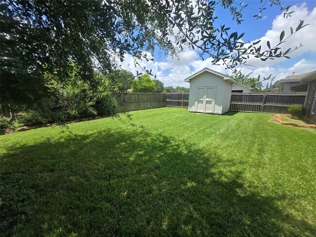 Building Photo - 5106 Misty Ln