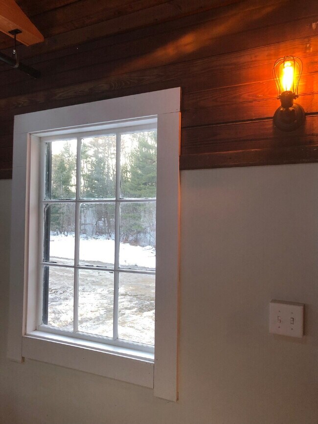 Building Photo - 13 Tavern Wy