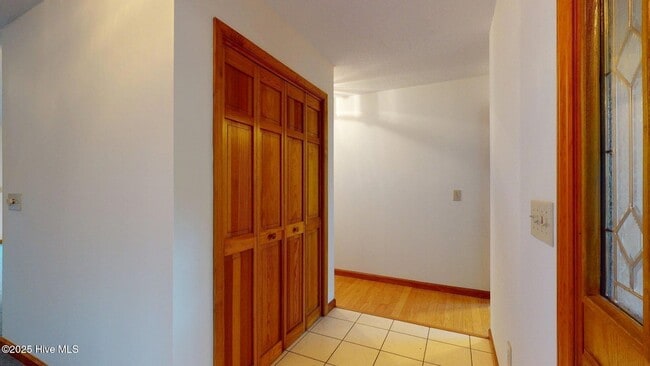 Building Photo - 1236 Rays Bridge Rd