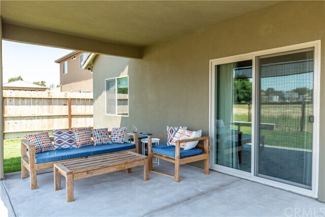 Building Photo - 655 Catala Wy