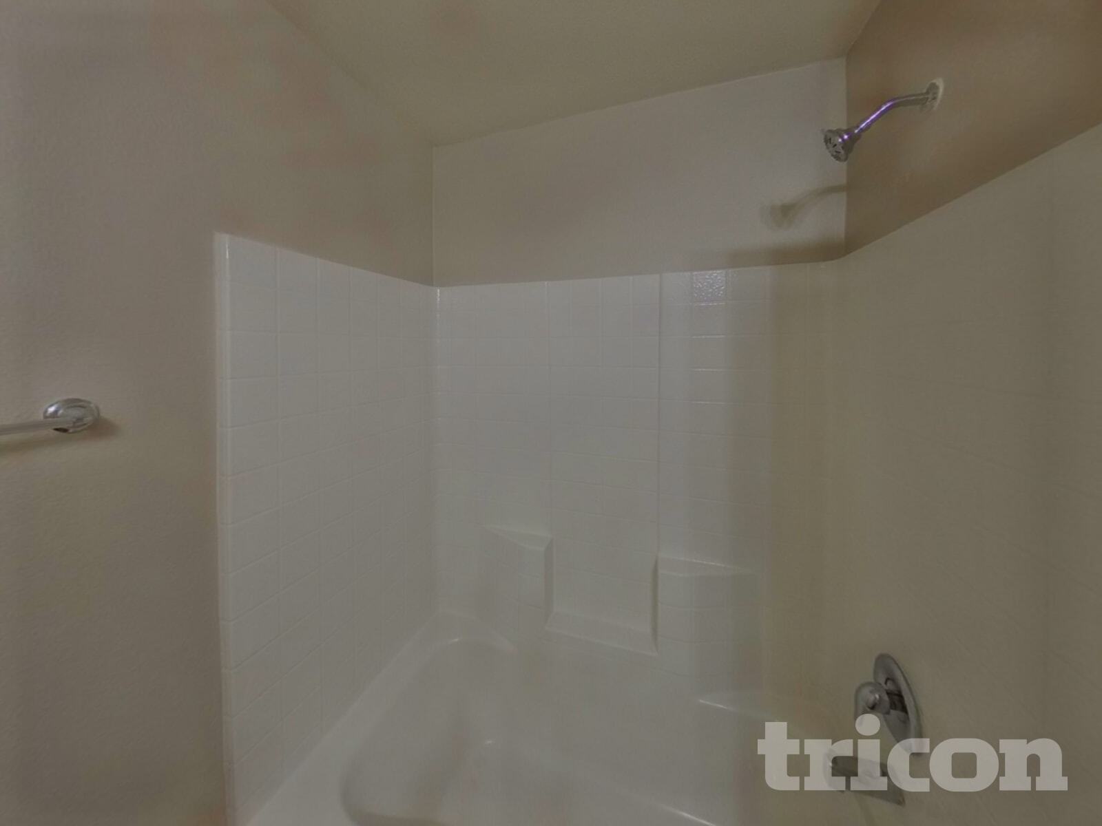 Building Photo - 746 Bayonet St