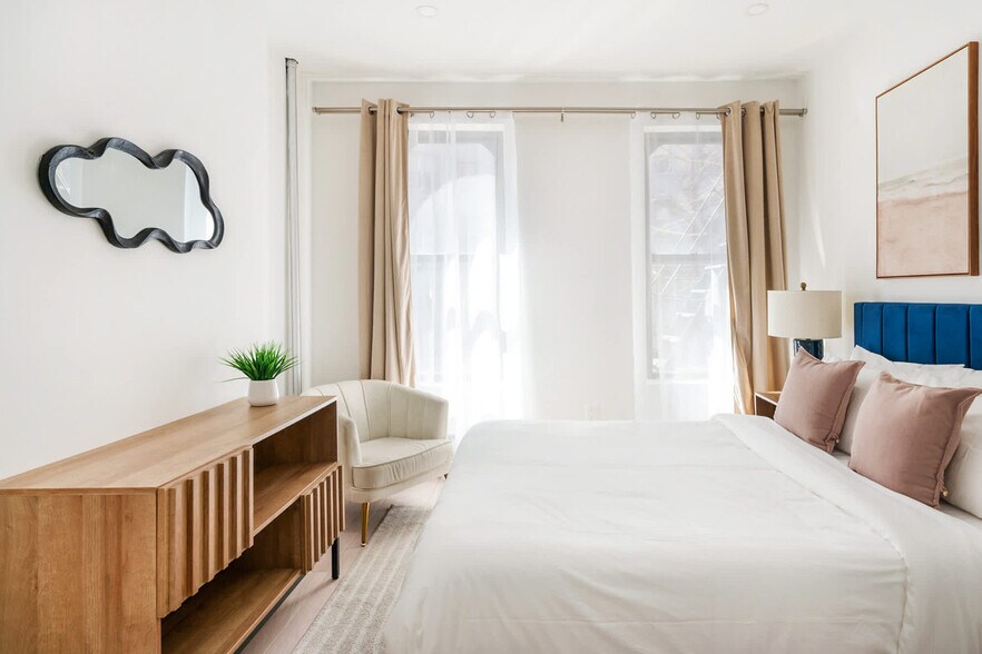 Building Photo - 501 1/2 East 83rd Street-SI FL2-ID1022040P