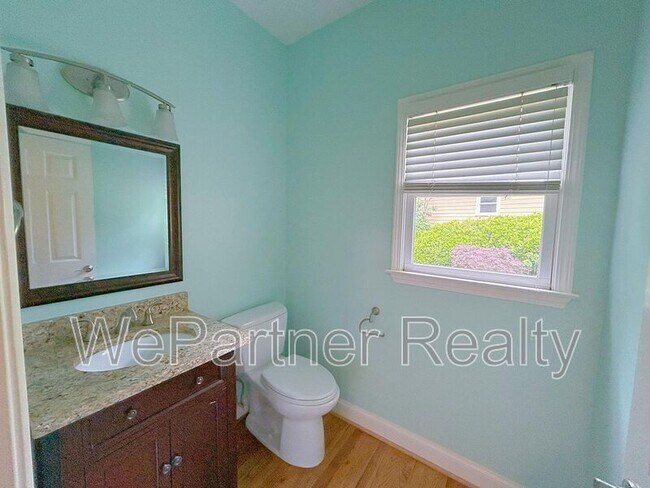 Building Photo - 280 Graystone Way