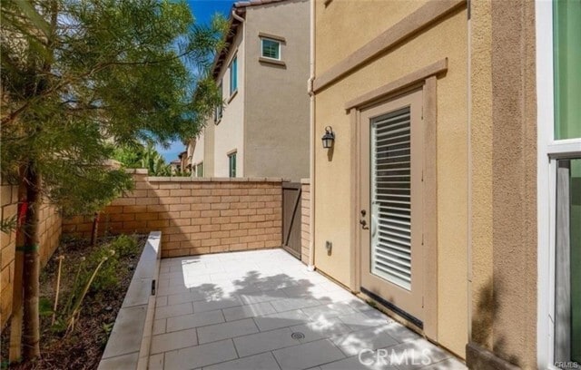 Building Photo - 13 Torosa