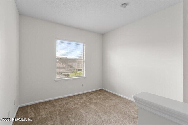 Building Photo - 336 Edge of Woods Rd