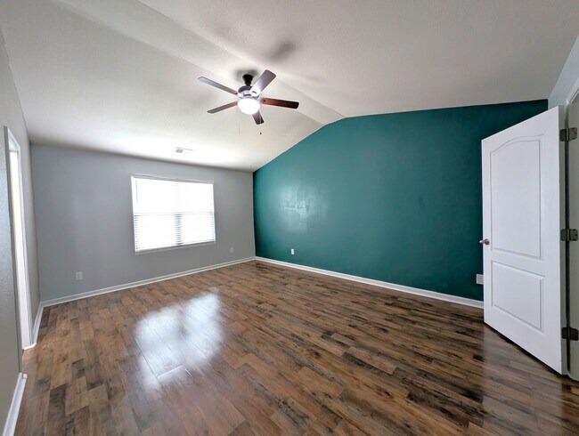 Building Photo - 9223 Avery Meadows Dr