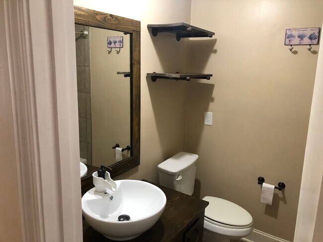 Building Photo - 3BR/2BA Home with Huge Fenced Yard, Fire pit Area & Storage Shop