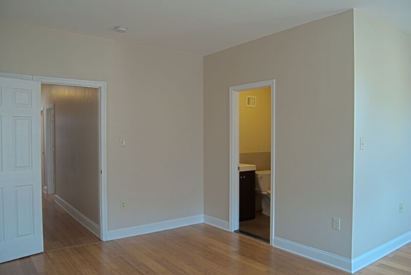 Building Photo - 4019 Powelton Ave