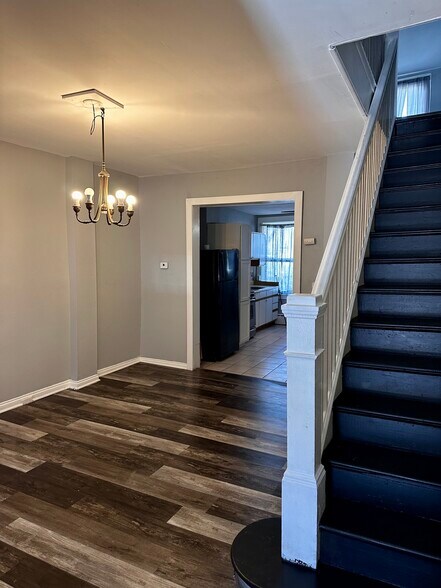 Building Photo - 2206 Penrose Ave