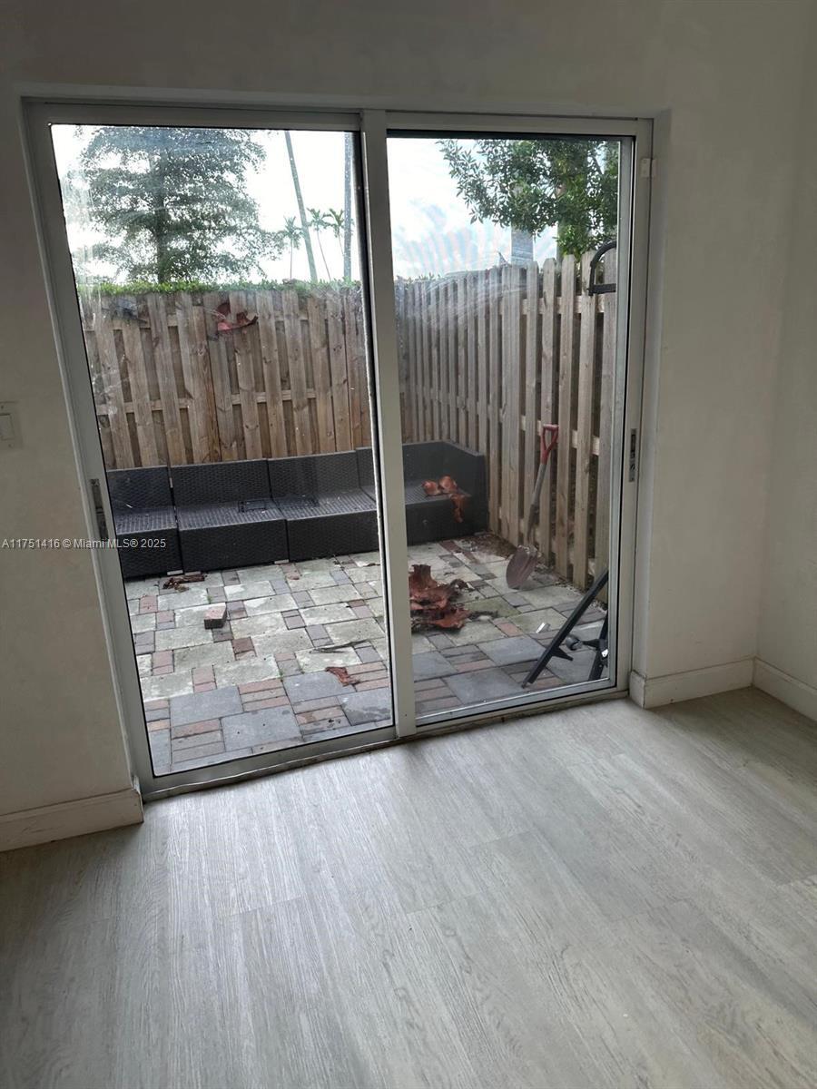 patio - 1715 SE 27th Rd
