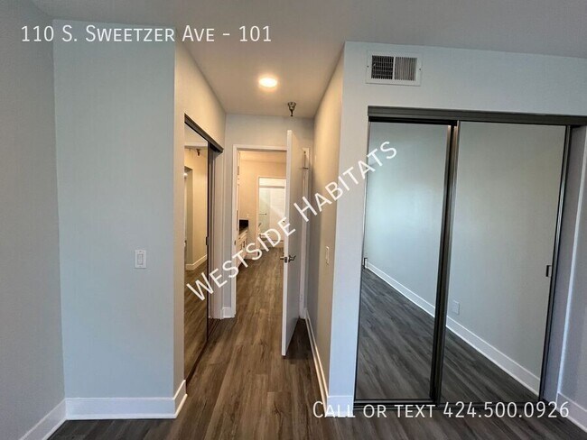 Building Photo - 110 Sweetzer Ave