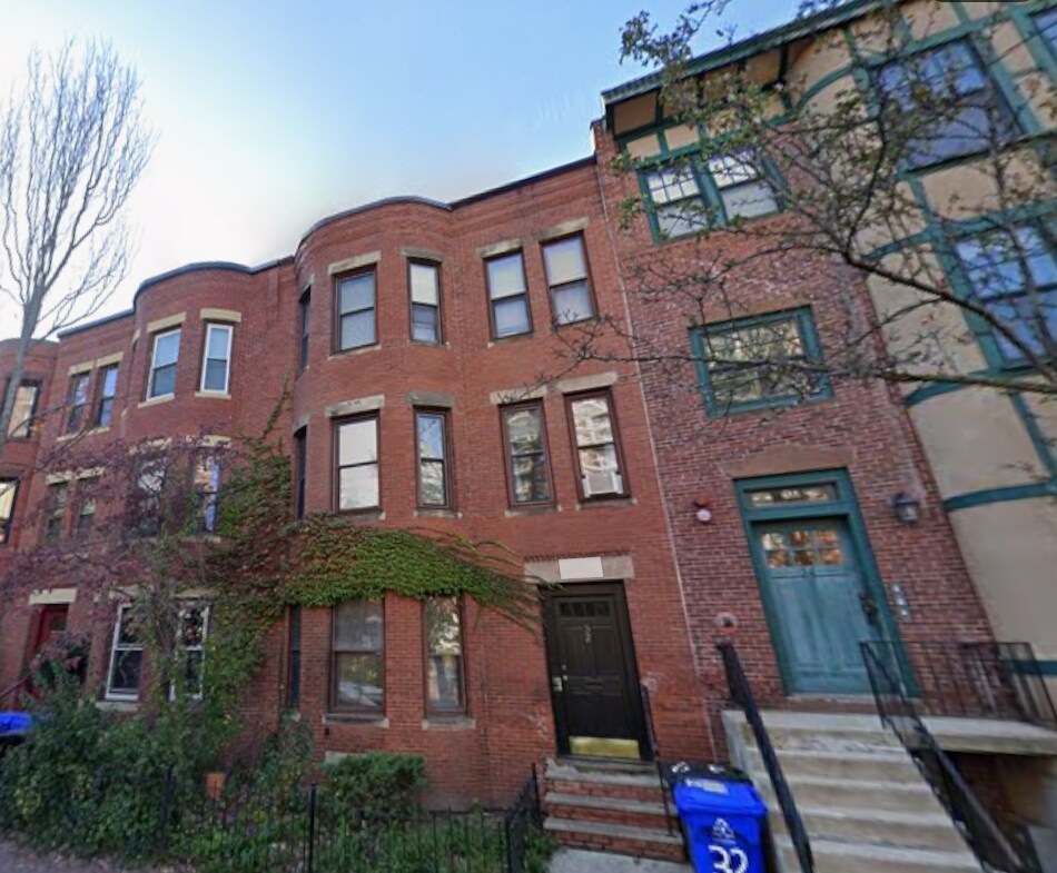 Building Photo - 32 Worthington St