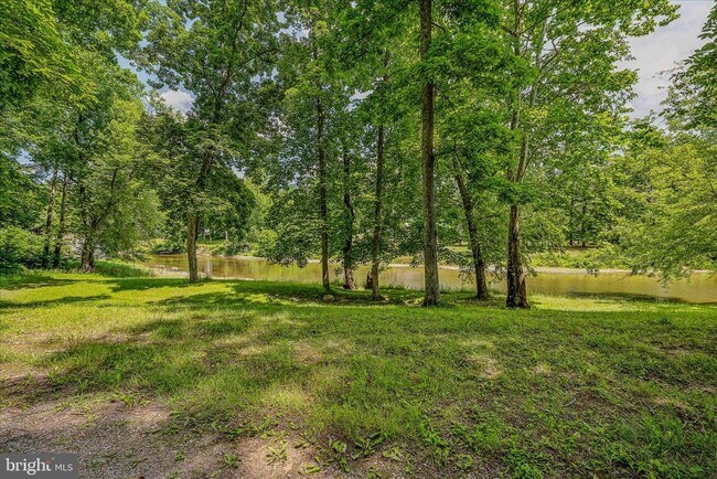 Building Photo - 67 Tranquil Way