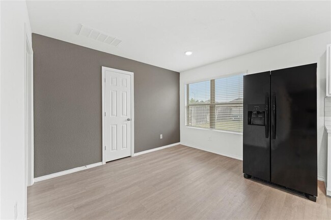 Building Photo - 26707 Wilderye Cv Ln