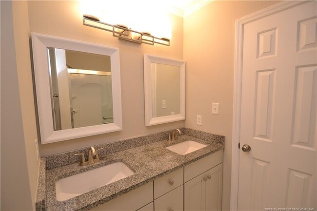 Building Photo - 110 Riverwalk Cir