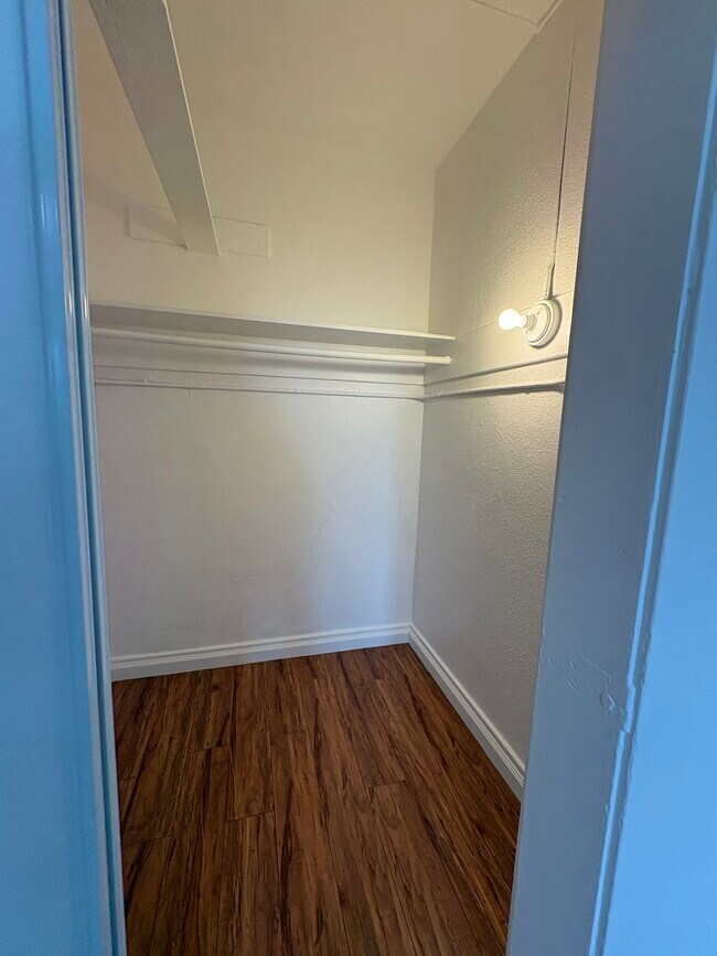 Walk in Closet - 1237 S Alvarado St Apartments