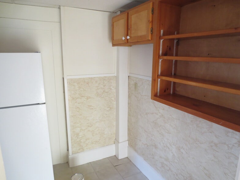 Building Photo - 23 Fountain St