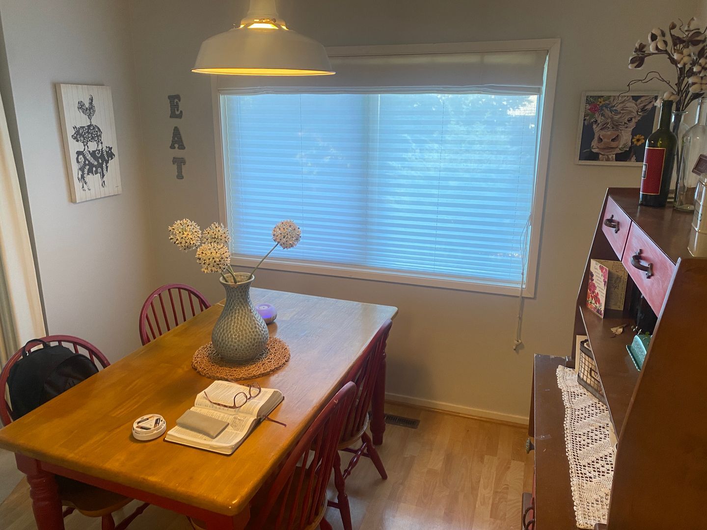 Building Photo - Convenient 2 Bedroom 2 Bathroom Condo Living "In The Trees" with On-Site Amenities