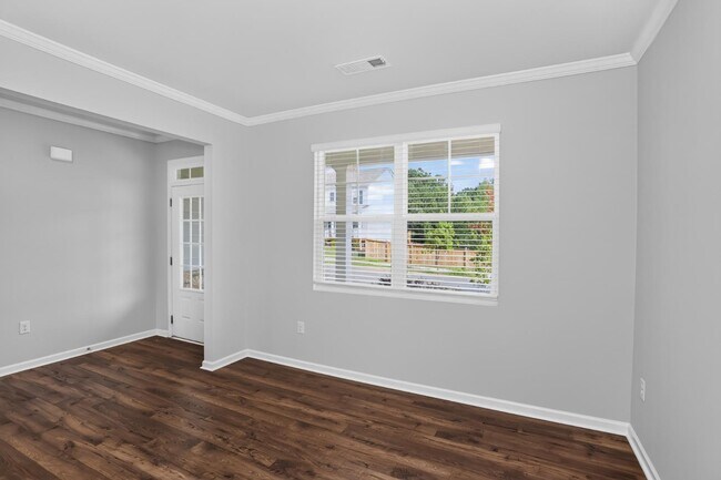 Building Photo - 383 King Vlg