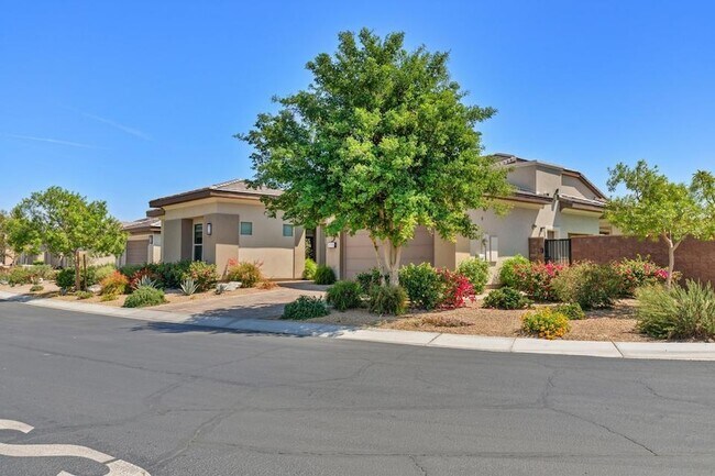 Building Photo - 51790 S Two Palms Way