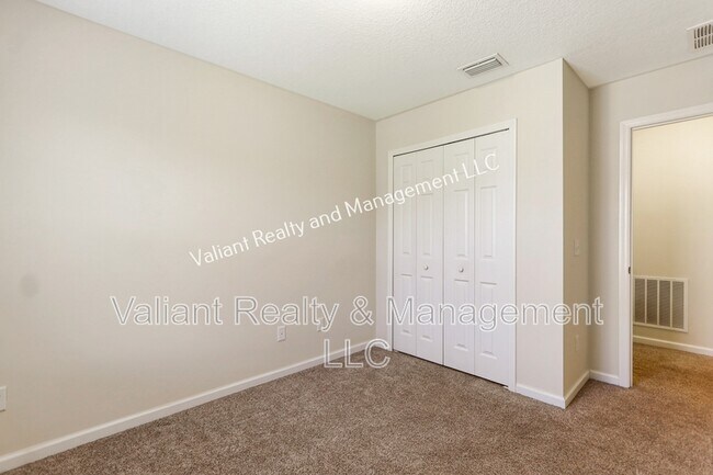 Building Photo - 95 Nelson Ln