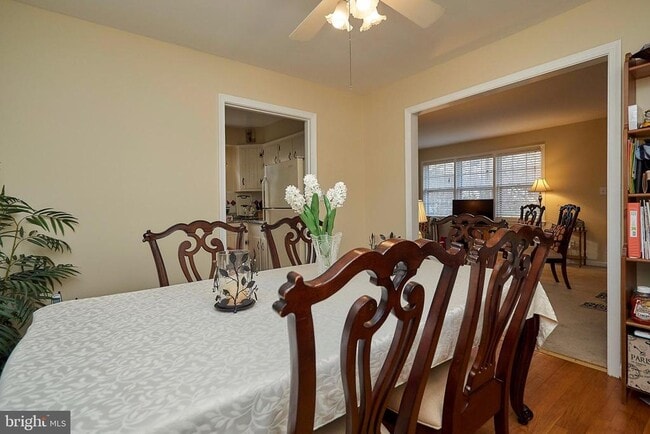 Building Photo - 3812 Wexford Dr